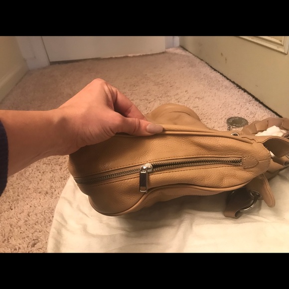 Tan leather purse - Picture 2 of 2